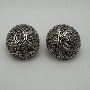 1970s Vintage Ciner clip-on earrings